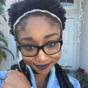 Meet your Posher, Jasmine